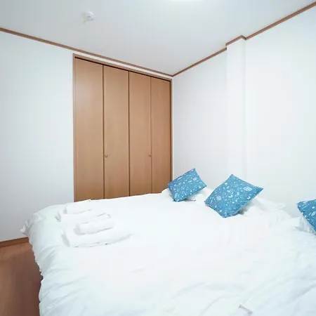 Tsuruhashi House 5Bedroom Osaka Exterior photo